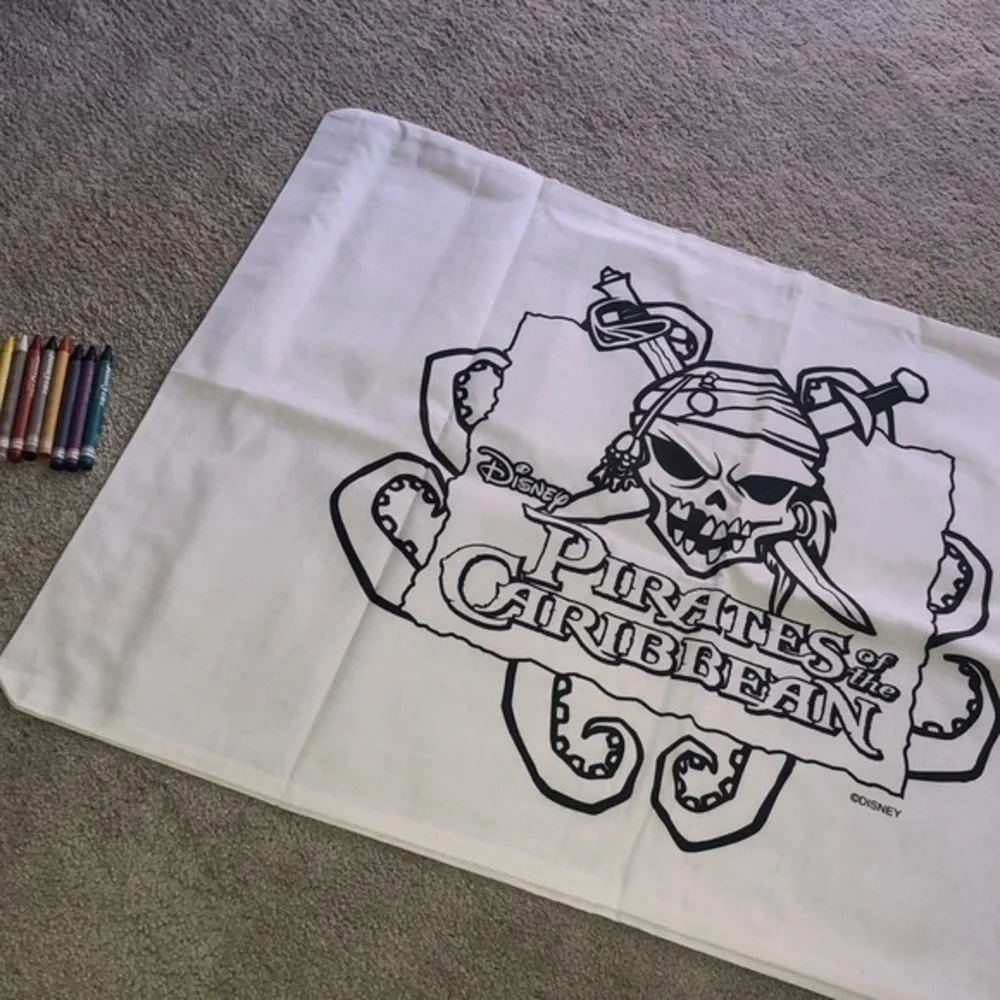 Disney Pirates of‎ the Caribbean coloring Pillowcase Art Standard Party Favors